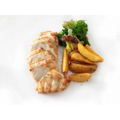 Грудка BBQ с молодым картофелем